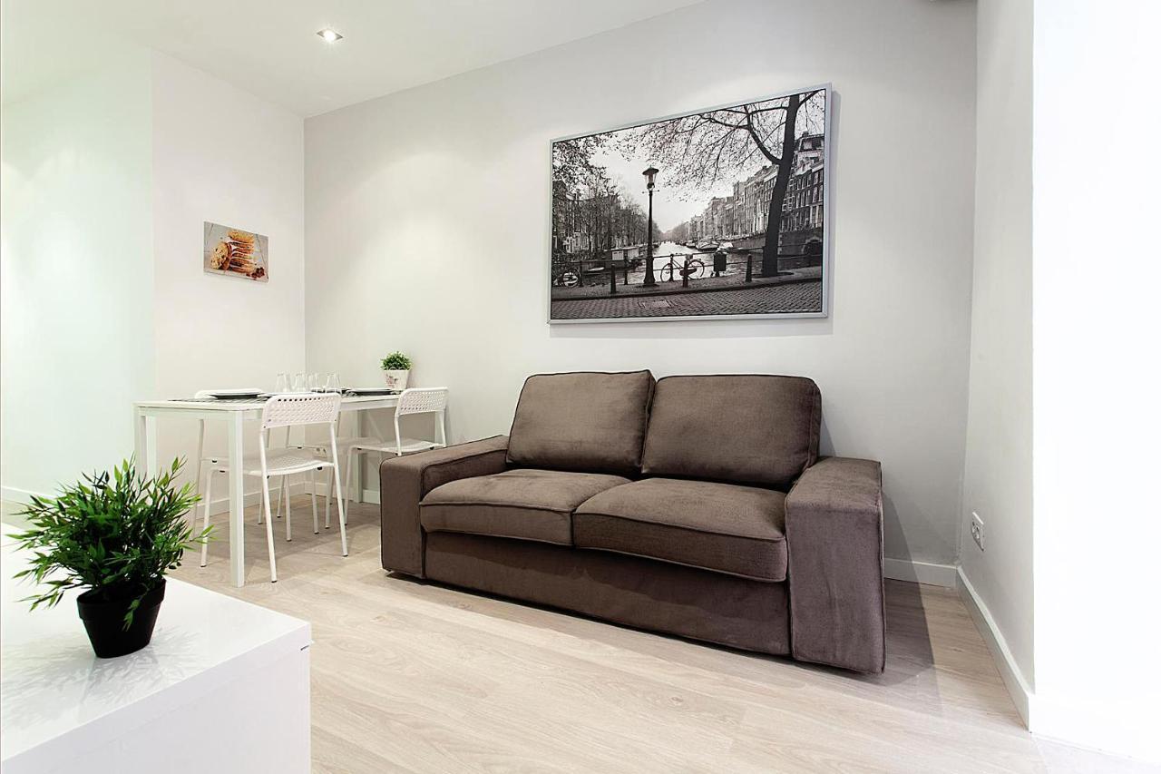 Miquel Angel - Apartments Next To Camp Nou Barcelona Exterior foto
